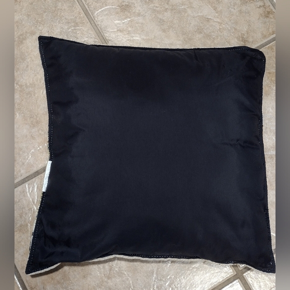 Gorgeous Tapestry Decorative Pillow Equestrian Horses Square 15 x 15 - Picture 4 of 5